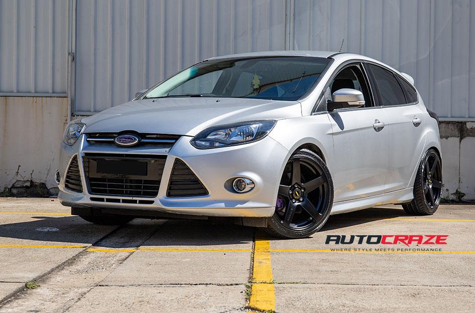 FORD FOCUS  5 STUD  FRC FLAT BLACK